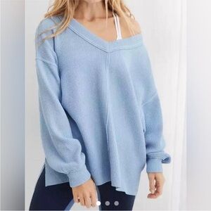 aerie || Double V Ribbed Oversized Light Blue Sweatshirt Size L